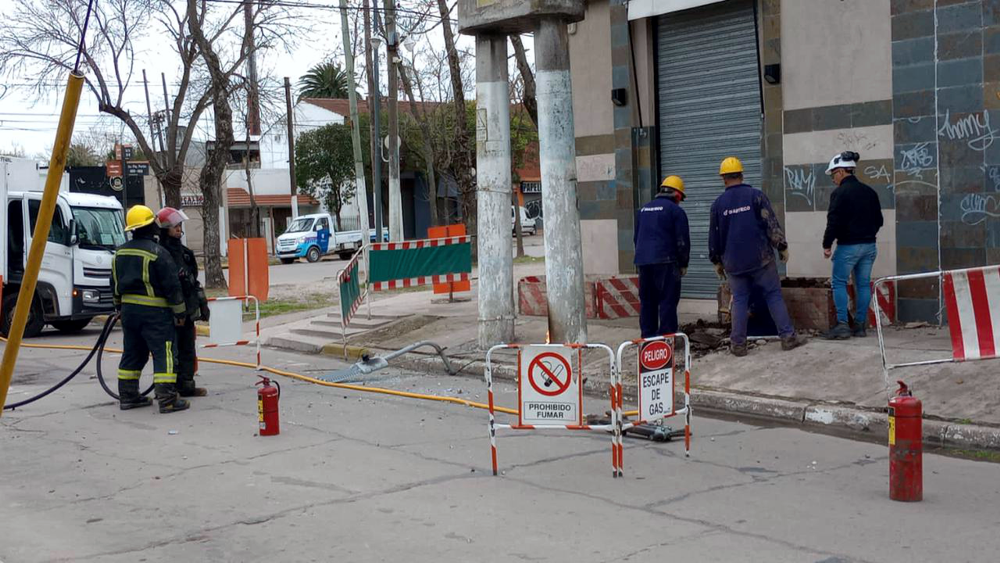 Alejandro Korn Controlan Un Importante Escape De Gas En La V A