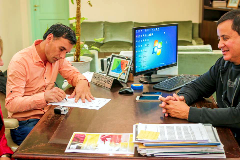 SV  | Municipales y el Ejecutivo firmaron un aumento del 17 por ciento