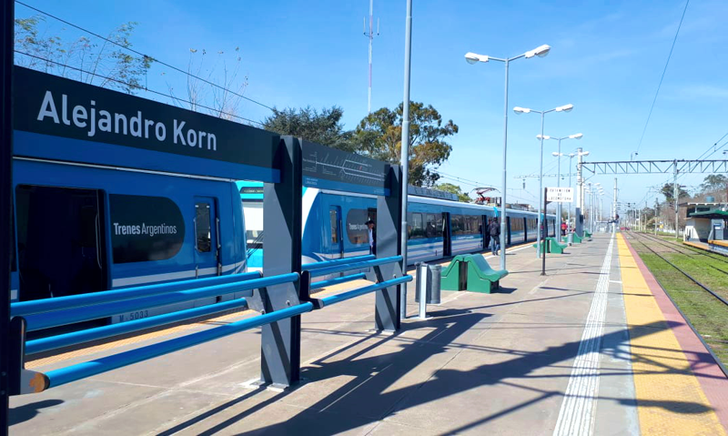 SV | Impulsan la instalación de puestos de venta ambulante en la estación de Korn