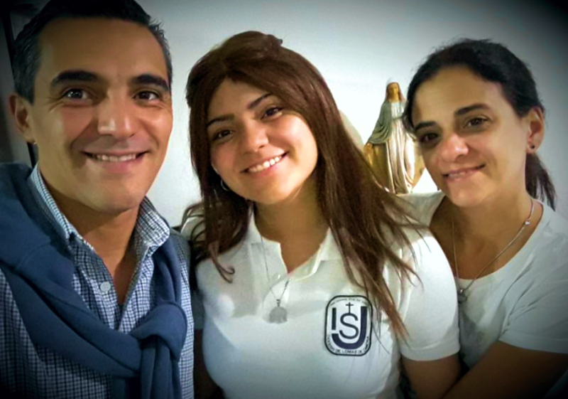 SV | Falleció Ariadna Pereyra, la joven que dio vida a la campaña “Todos por Ari”