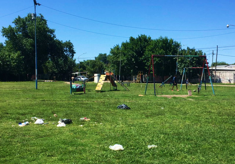 PP | La Plaza de la Virgen en La Yaya, entre la basura y el abandono