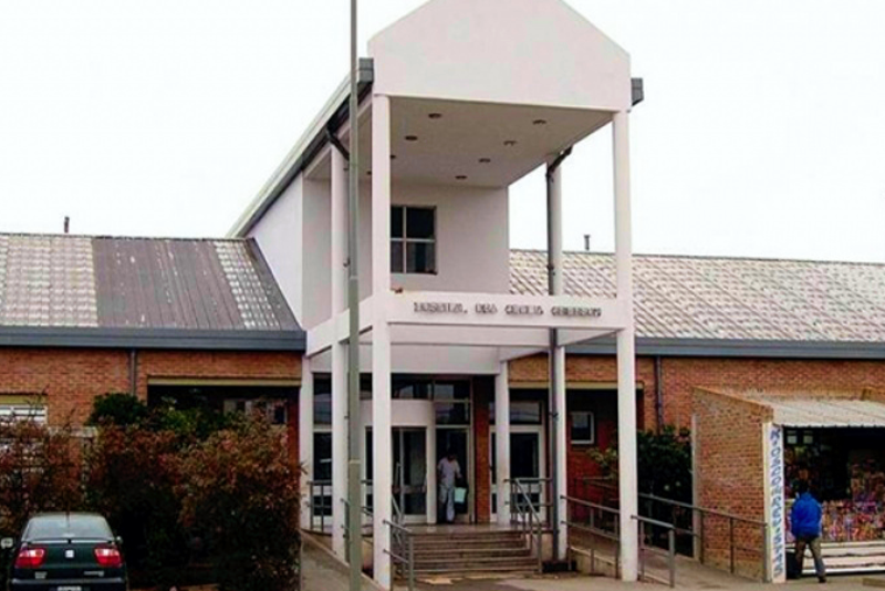 PP | Decenas de peronenses esperan cada noche por un turno en el Hospital Grierson