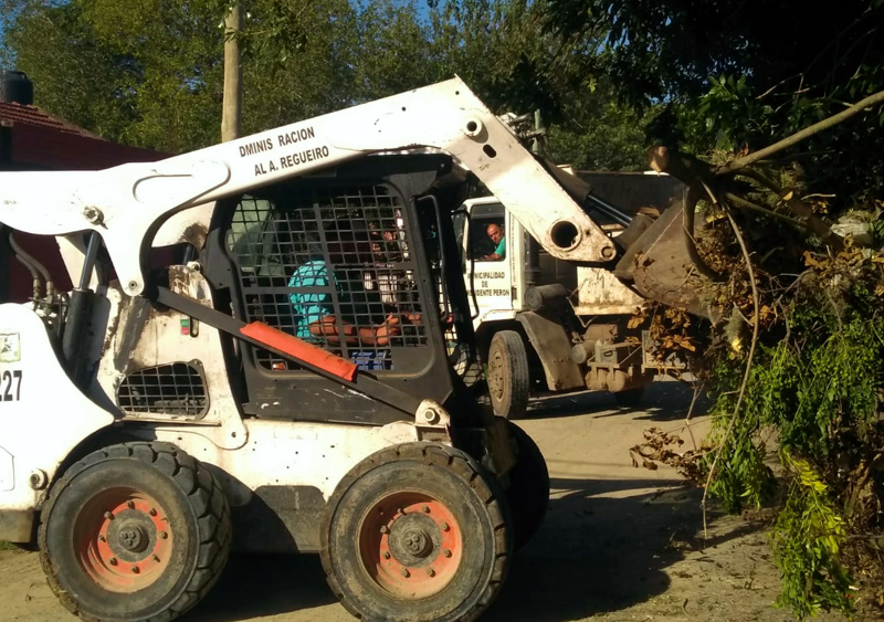 PP | Avanzaron con tareas de limpieza urbana en el barrio Los Pinos