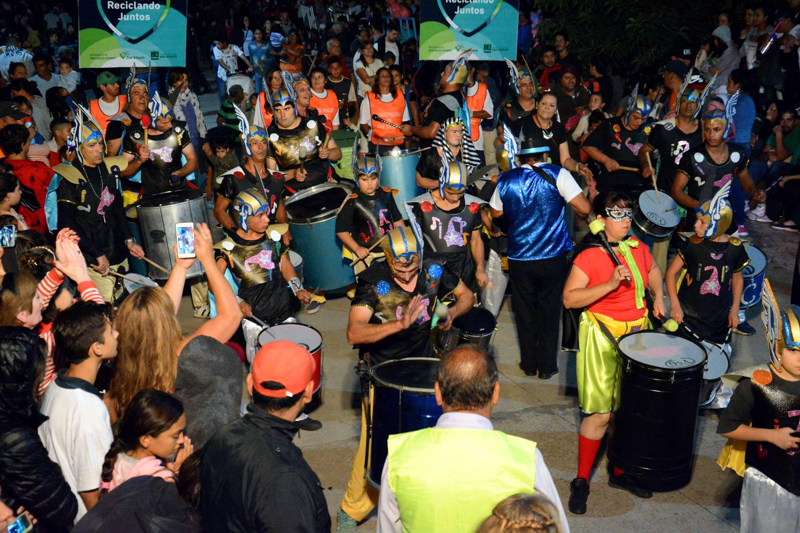 SV | Dos noches exitosas de corsos en la ribera de la Laguna