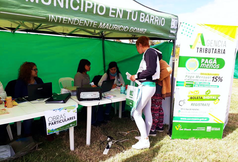 SV | Exitosa primera jornada del Municipio en tu Barrio en Domselaar