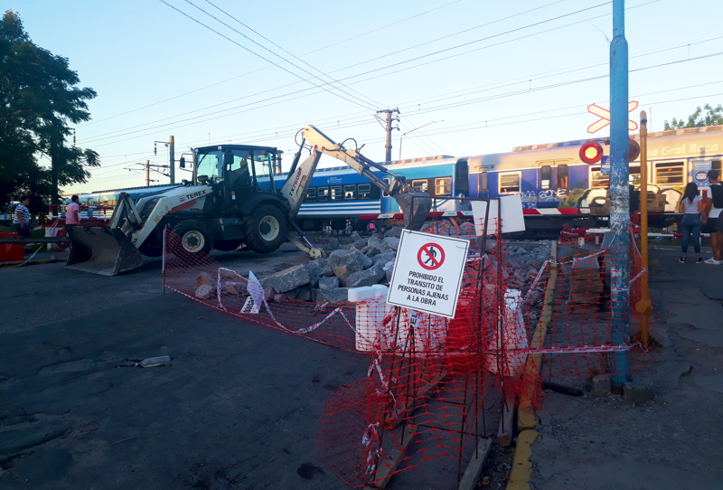 PP | Continúan las obras en pasos a nivel de Alejandro Korn y Guernica