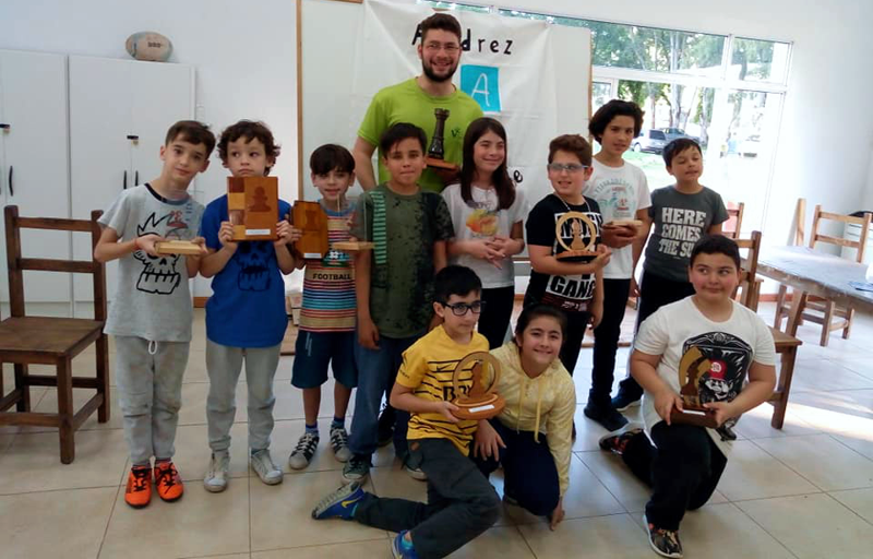 SV | Gran actuación de ajedrecistas sanvicentinos en Brandsen