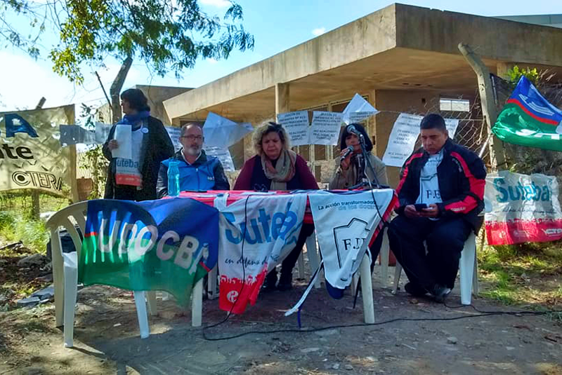 SV | Docentes exigieron que el Municipio y la Provincia cumplan con las obras