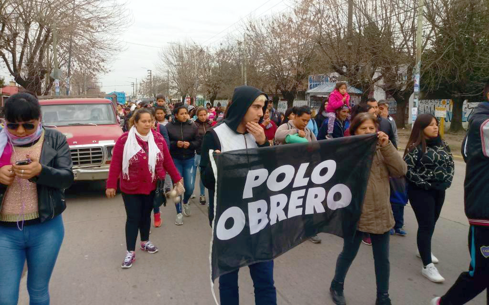 PP | Movimientos sociales protestaron frente al Municipio peronense
