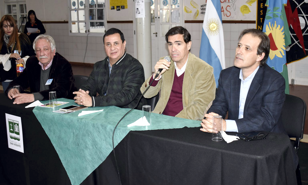 SV | Producción > El ministro Tizado realizó varias actividades en San Vicente