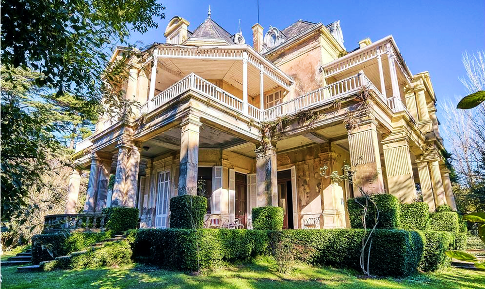 SV | Domselaar > Ponen a la venta el Castillo Guerrero