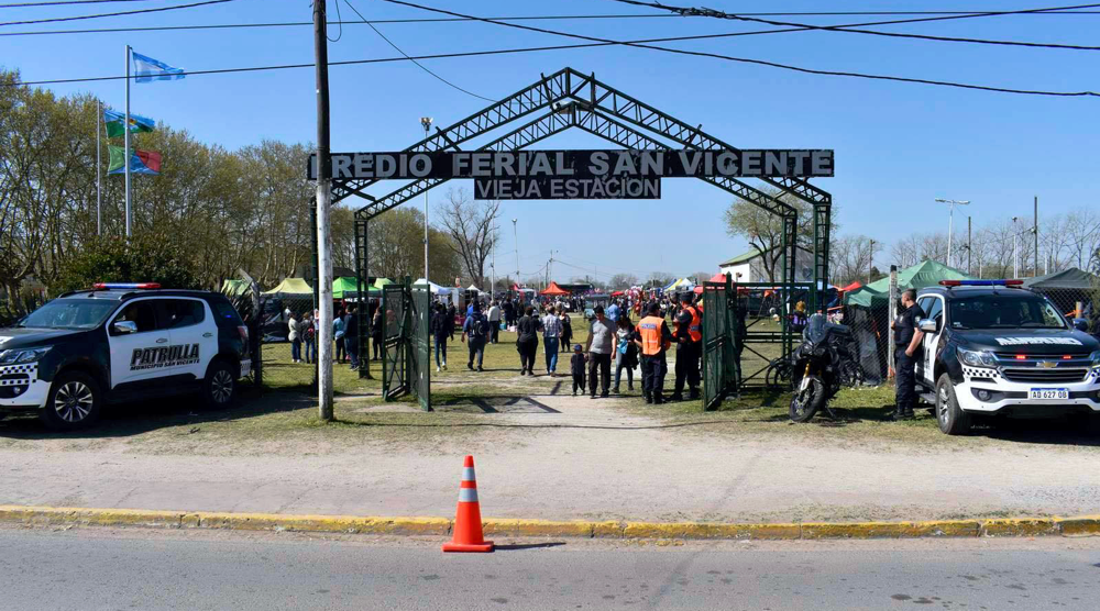 SV | FestiSol > Mucha gente, escasa organización y sin Bomberos