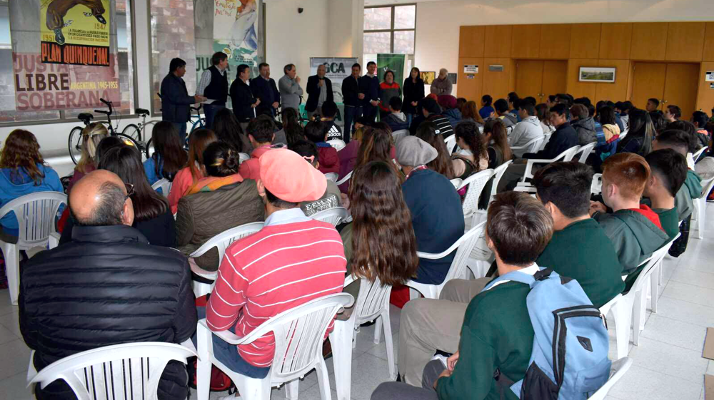SV | Educación > Se realizaron las justas del saber en avicultura y lechería