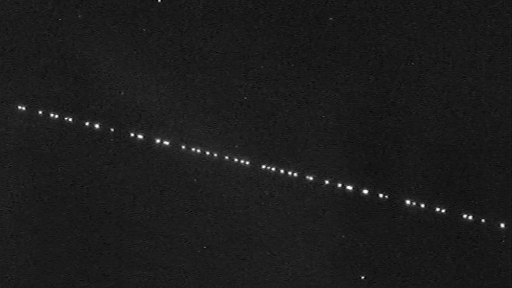 Asombro | ¿Qué fueron las luces alineadas que se pudieron ver en la noche de ayer?