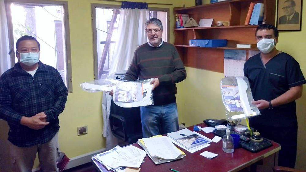 San Vicente | Donan máscaras de protección facial para personal del hospital Ramón Carrillo