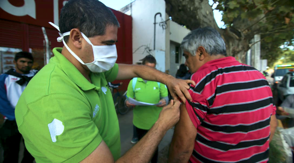 Salud | Ya se vacunaron más de 2.500 personas contra la gripe en San Vicente