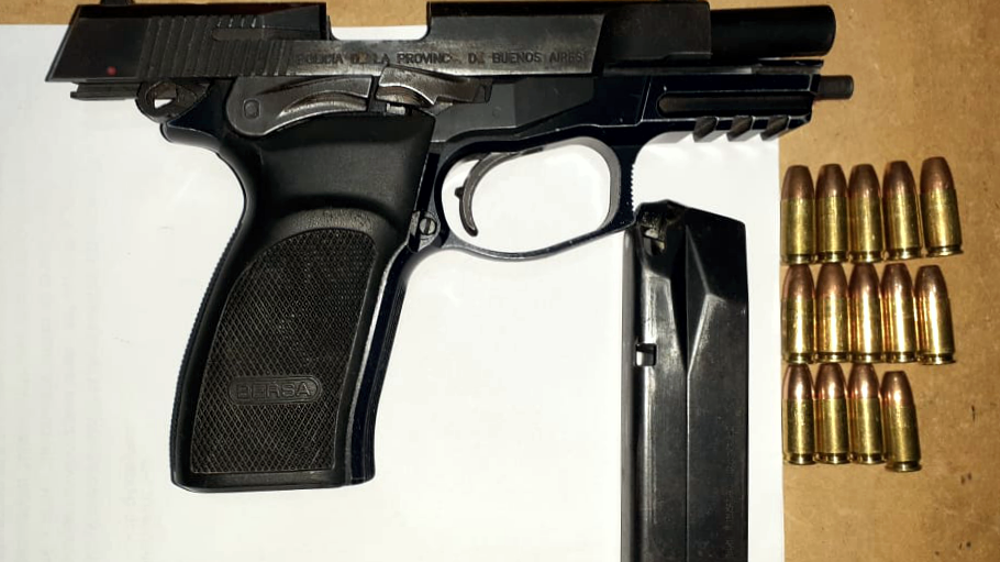 Guernica | Detienen a un joven con el arma utilizada en un doble homicidio
