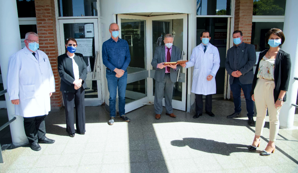 Guernica | Daniel Gollan recorrió el hospital Grierson junto a la intendenta Cantero
