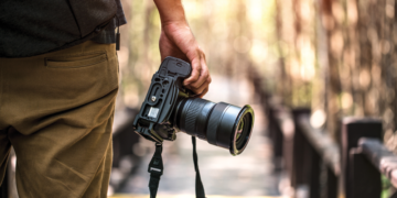 Domselaar | Detuvieron a dos personas que le sacaban fotografías a menores de edad