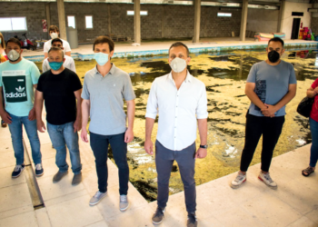 San Vicente | Lovera visitó el CEF 93 y se comprometió a finalizar la obra del natatorio