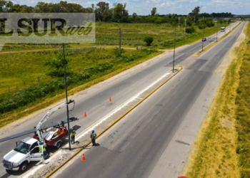Korn | Comenzó la colocación de columnas para iluminar la Ruta 210 hasta la Autovía 6
