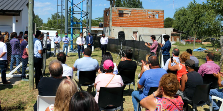 Servicios | Mantegazza inauguró la red de agua potable para la localidad de Domselaar