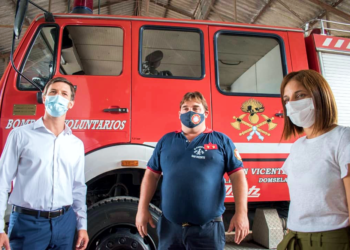 San Vicente | Alonso y Mantegazza entregaron equipamiento a los Bomberos Voluntarios