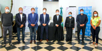 San Vicente | Costa y Mantegazza entregaron subsidios a 46 entidades de la cultura y el turismo