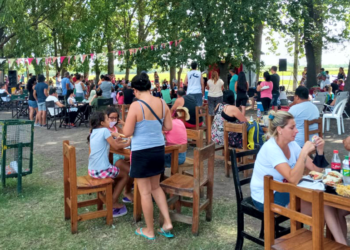 San Vicente | Los food trucks vinieron para quedarse en la Laguna del Ojo