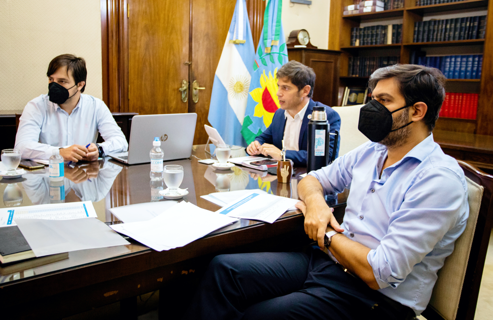 Kicillof se reunió con intendentes e intendentas del Área Metropolitana y evaluó la situación epidemiológica