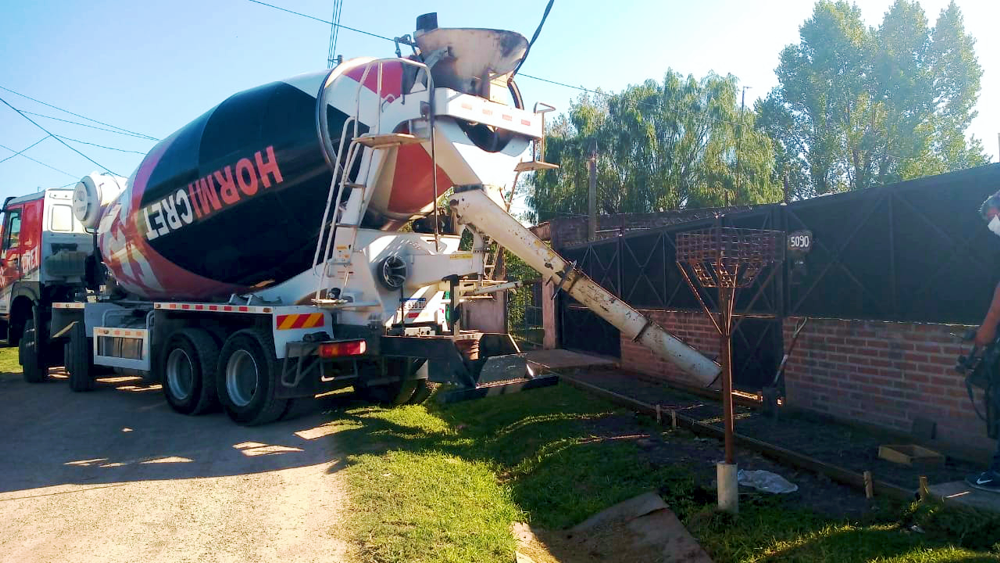 Presidente Perón | Comenzaron la construcción de veredas en el barrio América Unida