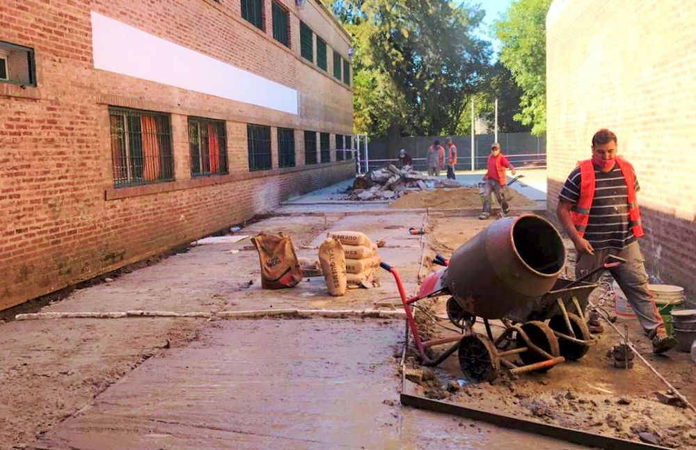 Educación | Realizan obras de infraestructura en la Escuela Secundaria 1 y en el CEF 64