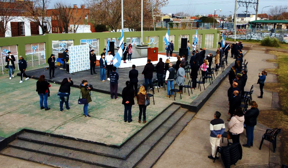 Guernica | En un emotivo acto, Cantero presidió la ceremonia por el Día de la Independencia