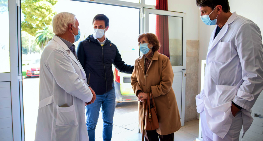 Salud | La Cooperadora del Hospital Ramón Carrillo adquirió equipos de aire acondicionado