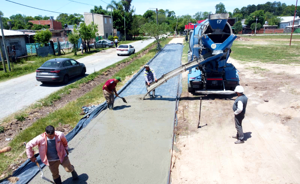 Presidente Perón | El Municipio construye una nueva plaza en el barrio San Martín de Guernica