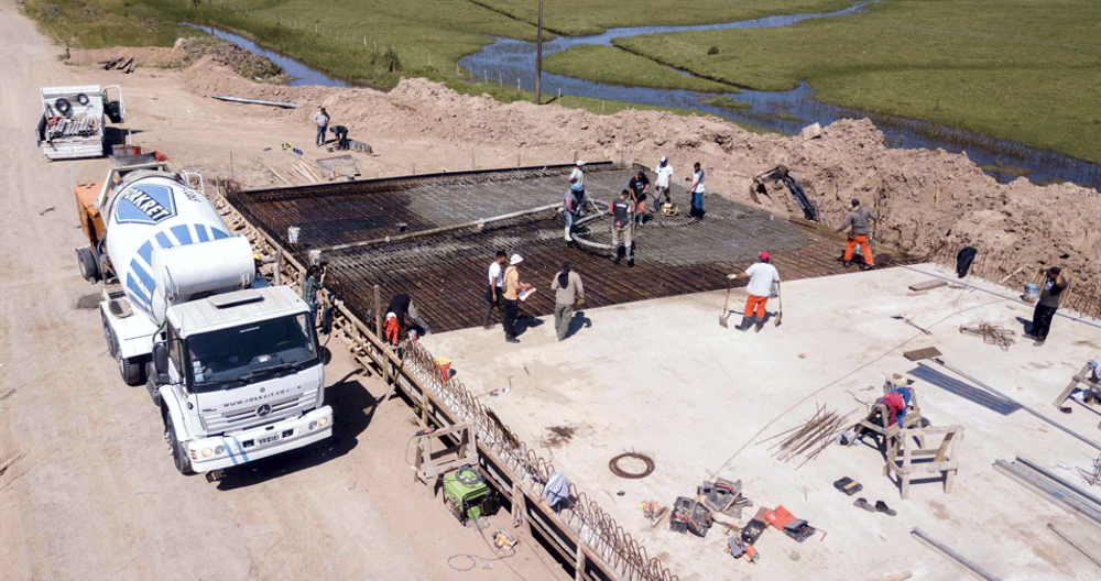 San Vicente | Continúa a buen ritmo la obra de reemplazo del “Puente de Elso”, en la zona rural