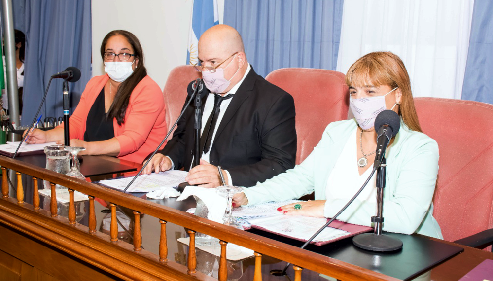 Presidente Perón | Con la presencia de Blanca Cantero, asumieron los concejales y consejeros escolares