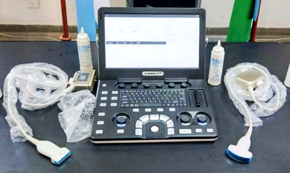 Salud | El Hospital Grierson recibió un nuevo ecógrafo portátil  por parte de la Provincia