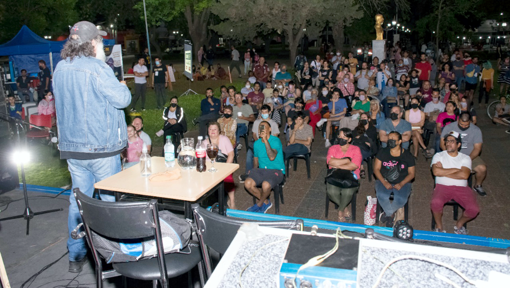 Guernica | Con total éxito se realizó la primera edición de la Feria del Libro Municipal