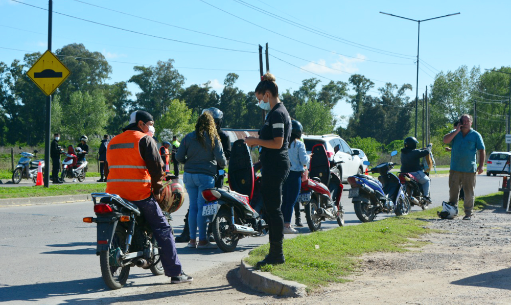 Tránsito | Retienen 21 motocicletas y un automóvil en operativos de Seguridad en San Vicente