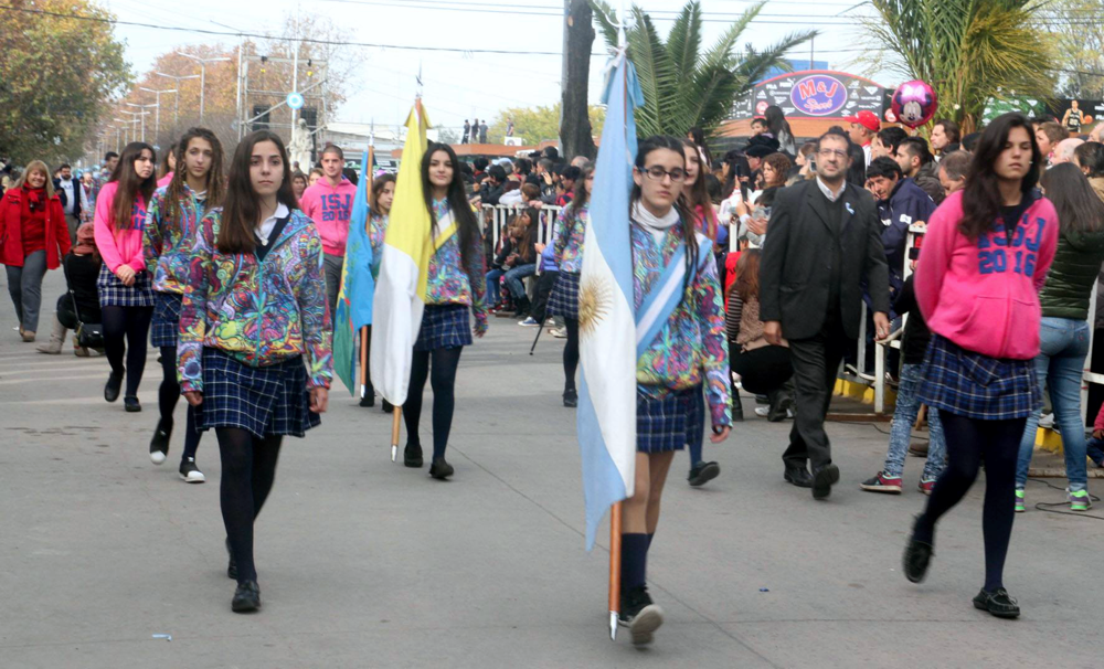 San Vicente | Mañana se realizará el desfile por el 25 de Mayo frente a la Municipalidad