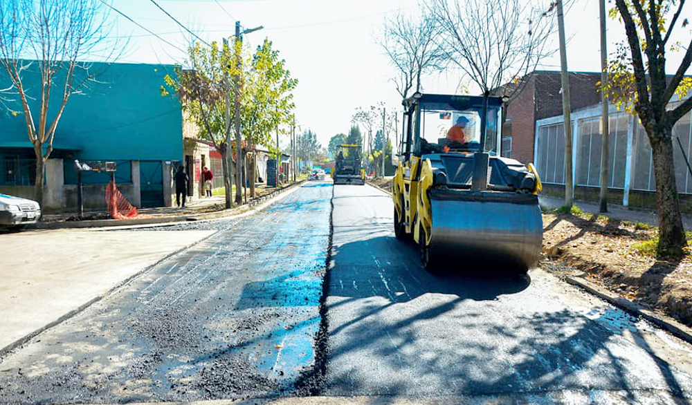 Redes Conexas | Continúan las obras de asfaltos en distintas calles de Alejandro Korn