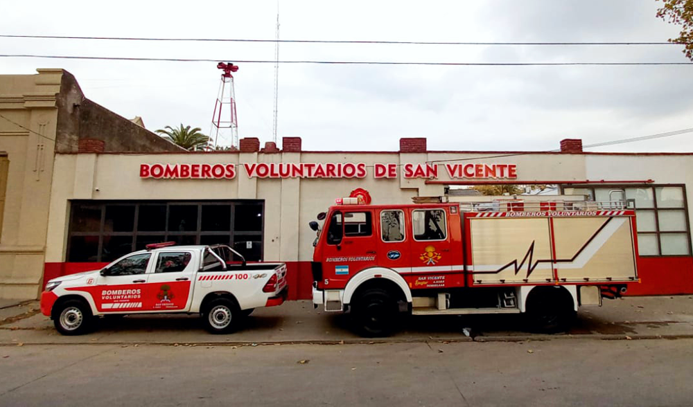 San Vicente | Bomberos incorporó un autobomba y una camioneta 4×4 a su flota