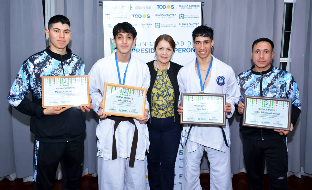 Deportes | Blanca Cantero distinguió a deportistas peronenses con participación en eventos mundiales.