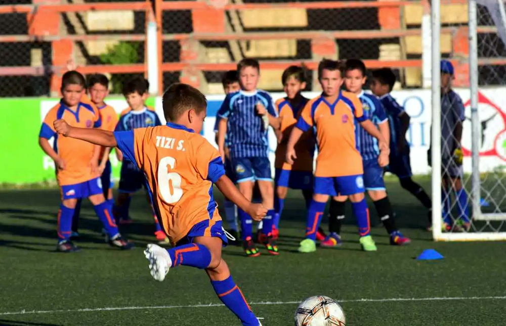 Vacaciones | El receso invernal finalizará con un Mundialito de Fútbol en Presidente Perón