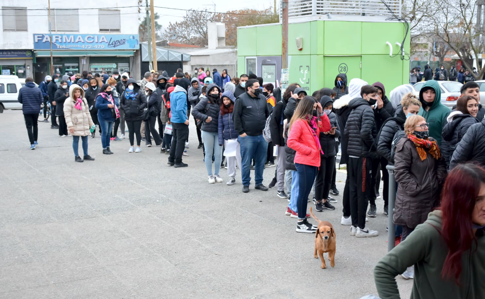 Presidente Perón | Cientos de jóvenes realizaron sus aptos físicos para competir en los Juegos Bonaerenses