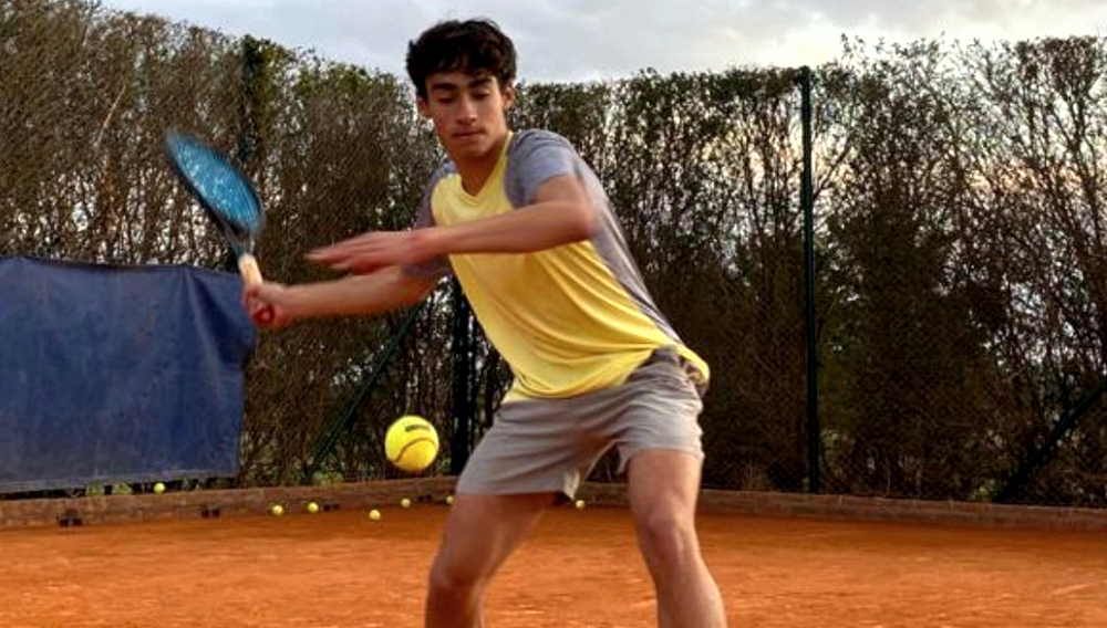 Tenis | Joaquín Daffunchio ganó el Abierto de Dolores y se mete entre los mejores 20 de la región