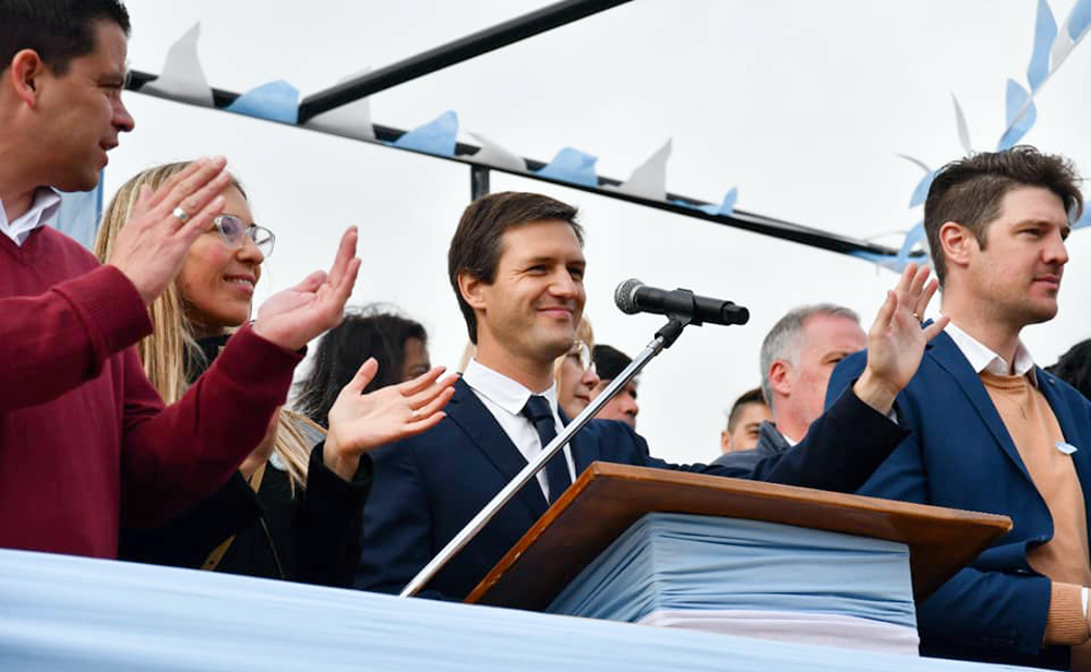 Alejandro Korn | Mantegazza encabezó emotivo desfile patrio por el Día de la Independencia