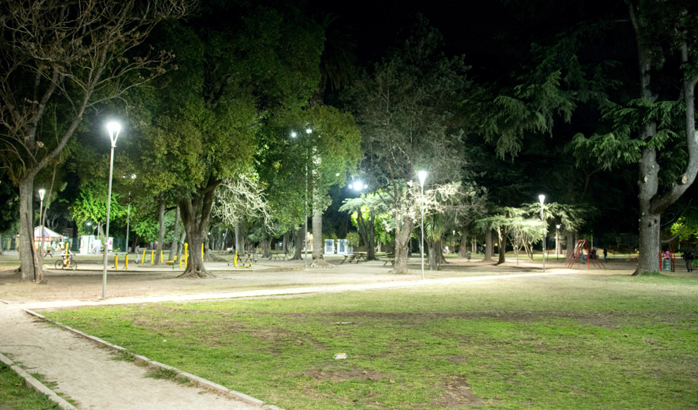 Alejandro Korn | Inauguraron la nueva iluminación del Parque Urbano Viejo Casal