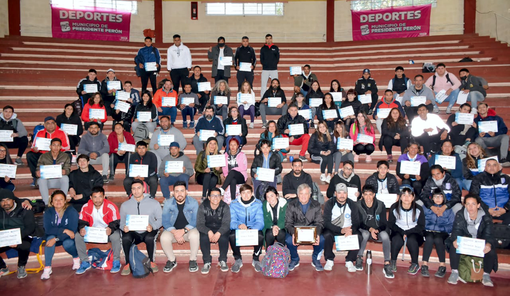 Guernica | Avalada por el ENARD, el Municipio entregó diplomatura en preparación física a profesores y entrenadores